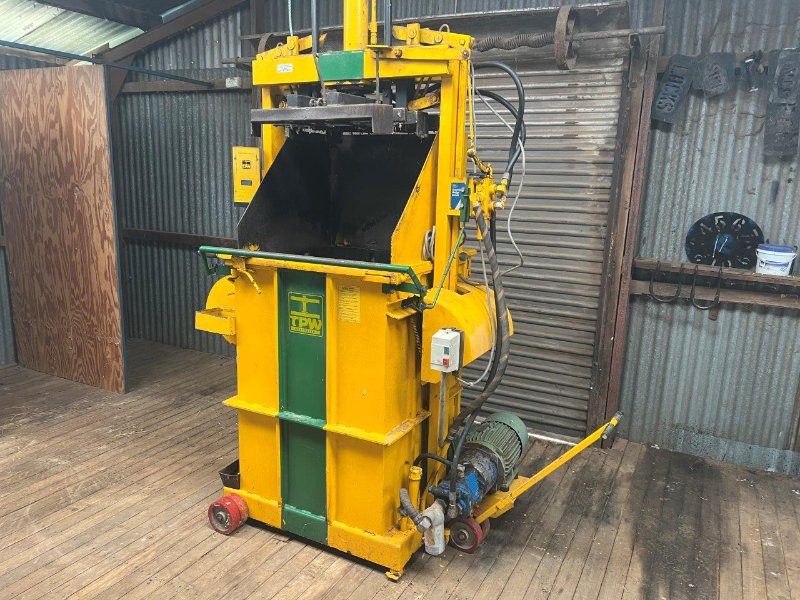 lot-4-tpw-electric-woolpress-auctionsplus