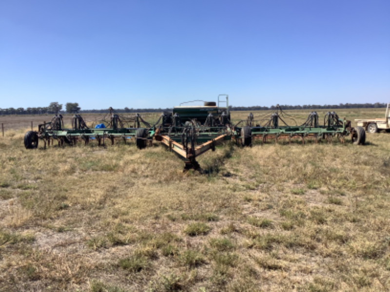Lot 71 John Shearer Air Seeder 4150 AuctionsPlus