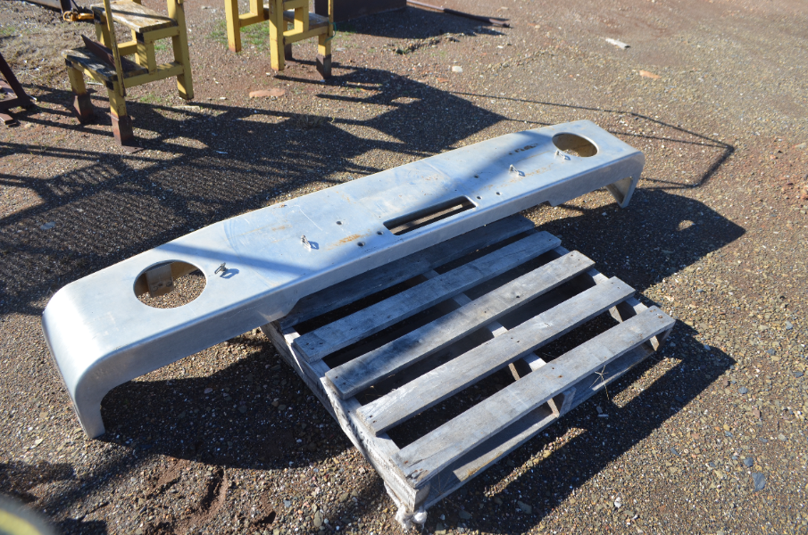 Lot 105 Western Star Bumper AuctionsPlus