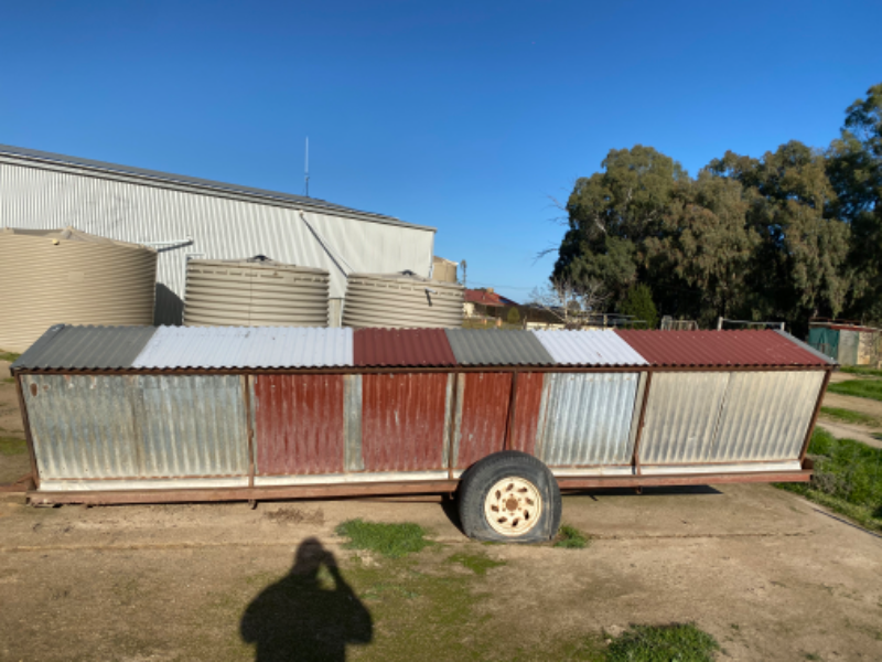 Lot 64 GRAIN FEEDER AuctionsPlus
