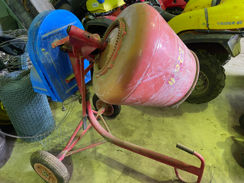 Lot96 Westmix Model 2.2 cement mixer (no reserve) AuctionsPlus