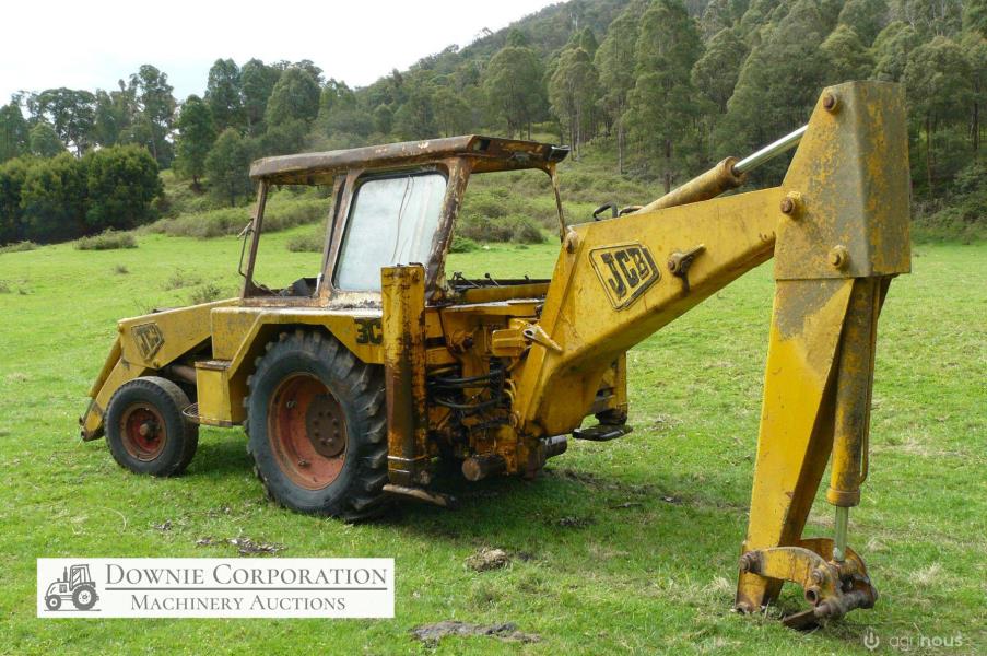 Lot 16 JCB Backhoe (Parts) AuctionsPlus