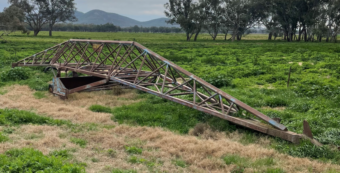 Lot 18 Farmor Land Plane AuctionsPlus