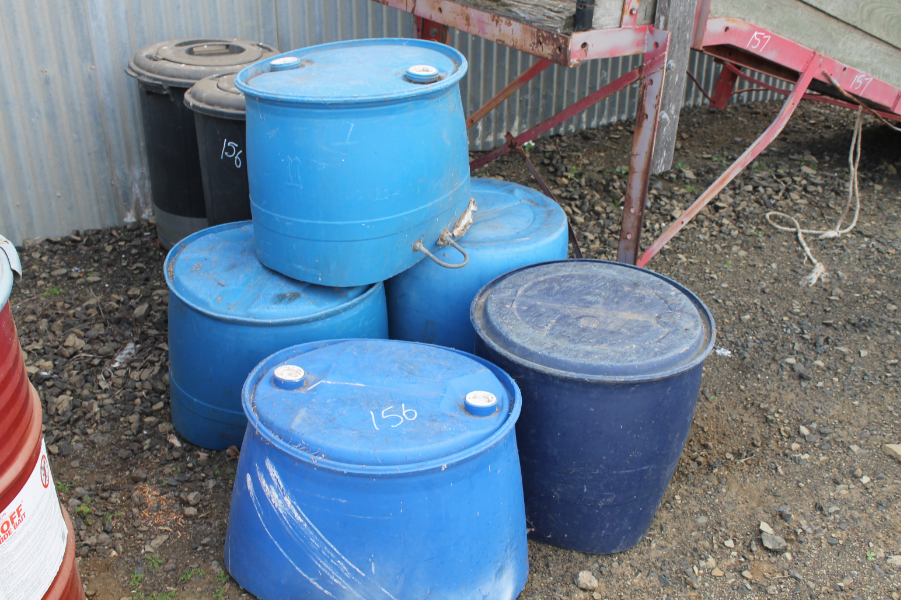 Lot 156 7 x Poly bins AuctionsPlus