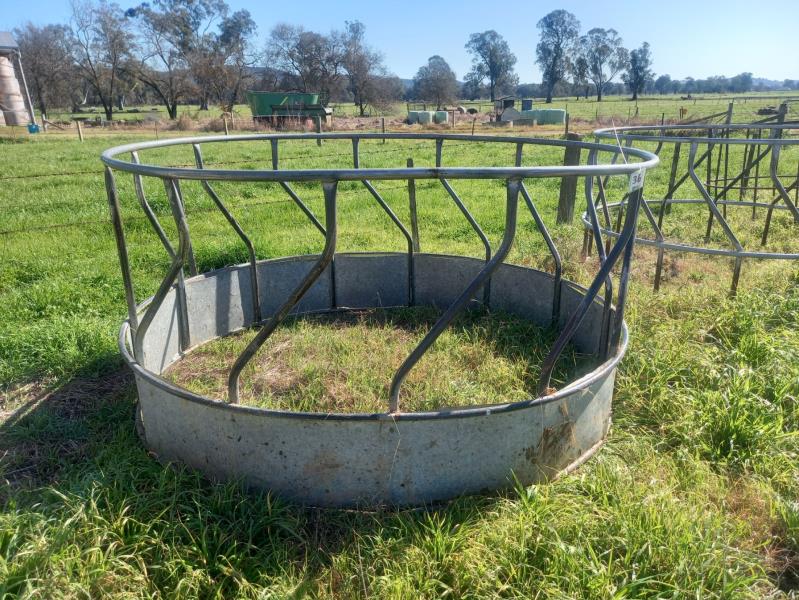 Lot 36 - Hay Ring 2350 