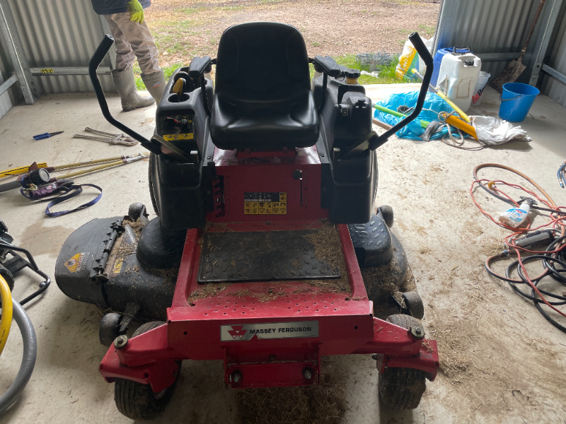 Lot 6 Massey Ferguson Zero Turn Ride On Lawnmower Auctionsplus