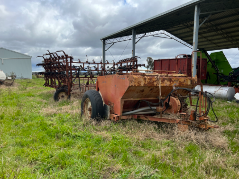 Lot 137 NAPIER 610 AIR SEEDER AuctionsPlus