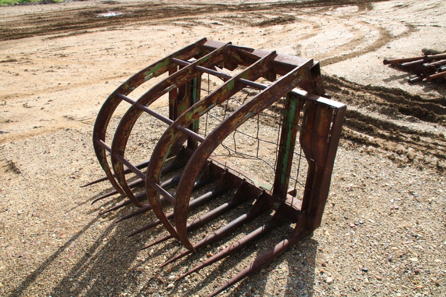 Lot 44 Front end loader hay grab AuctionsPlus