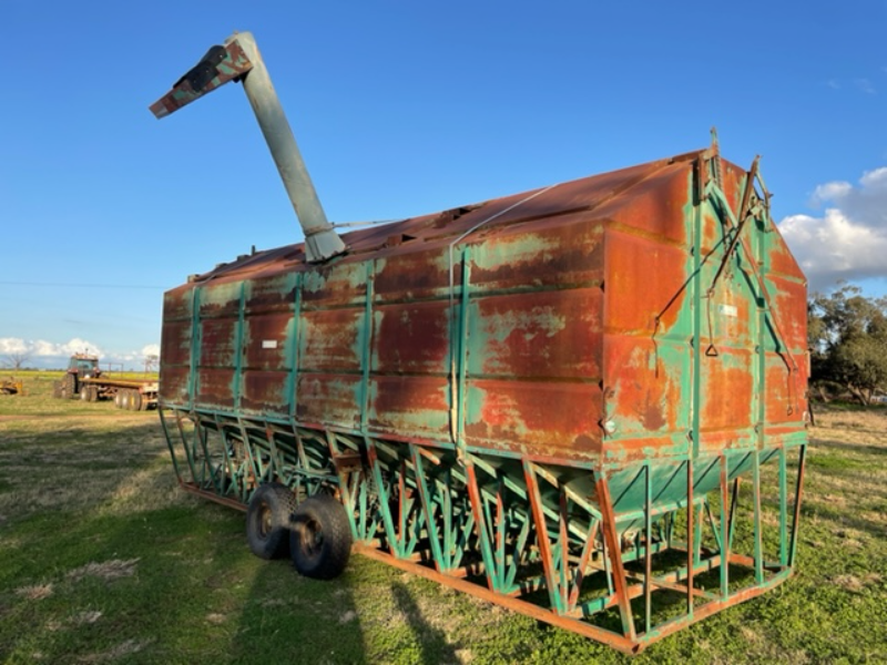 Lot 2 Jetstream 40T Covered Bin AuctionsPlus