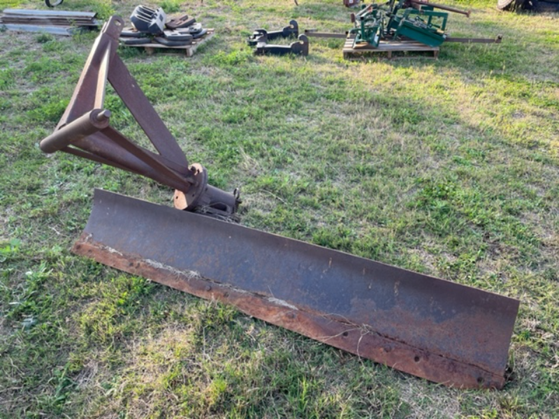 Lot 23 - 3PL Rear Grader Blade 2m | AuctionsPlus