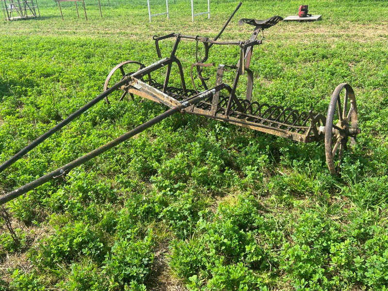 Lot 46 - ANTIQUE HORSE DRAWN STICK RAKE | AuctionsPlus