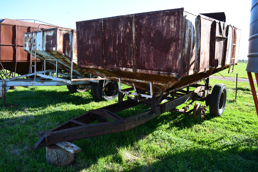Lot 14 Truck chassis centre deliver bin AuctionsPlus