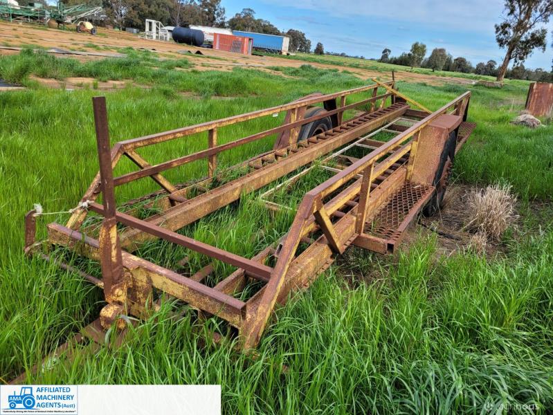 Lot 126 Tipping Bin Trailer 6 Bins Auctionsplus