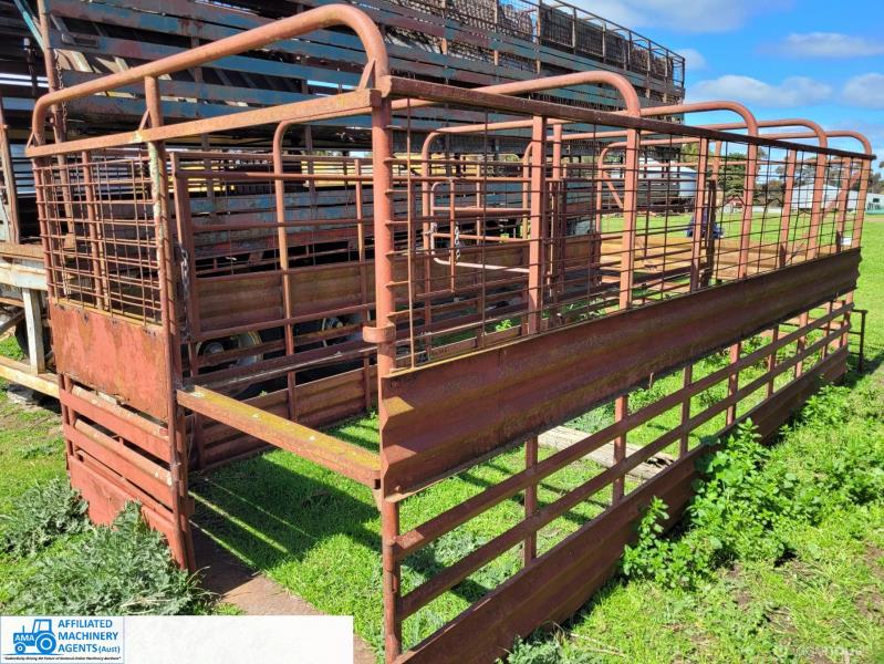 Lot 11 Sheep Cattle Crate 17ft AuctionsPlus