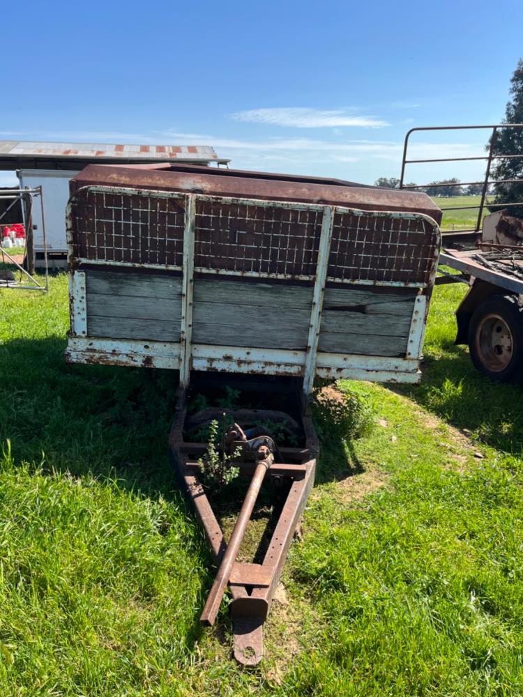 Lot 54 BEDFORD TRAILER WITH BIN AuctionsPlus