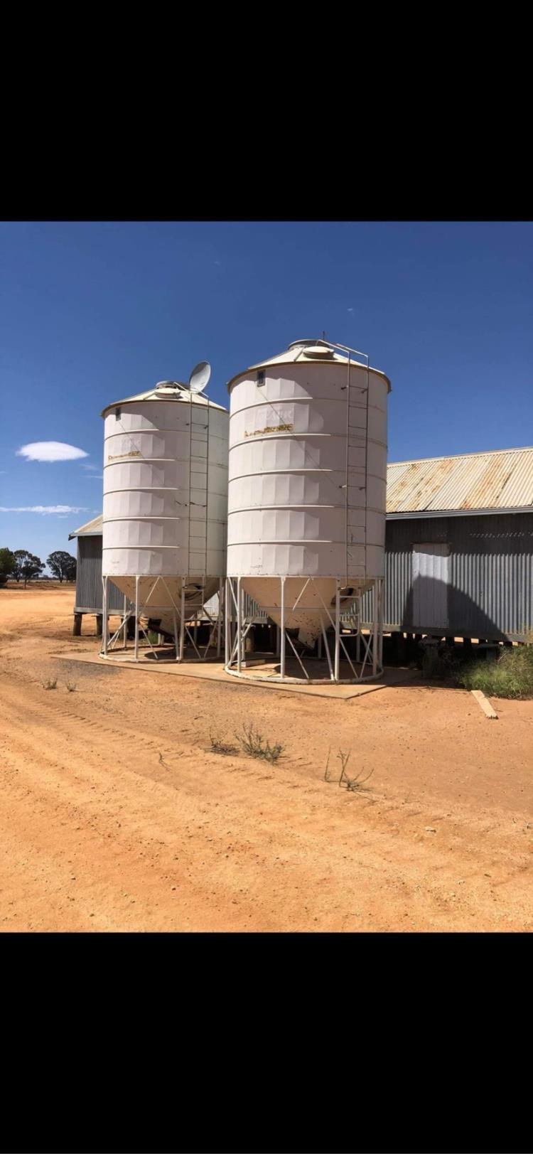 Lot Nelson Tonne Fert Silo White Auctionsplus