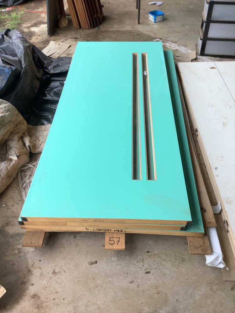 Lot 57 Corinthian External Doors 3x Slimlite 202 AuctionsPlus