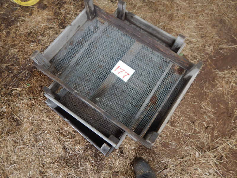 Lot 177 - Four wooden flower/produce drying racks | AuctionsPlus