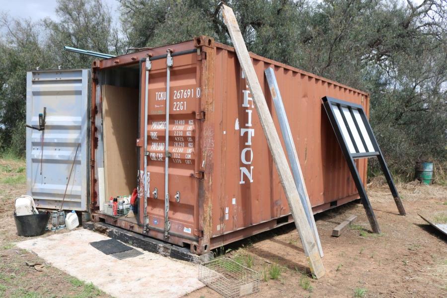 lot-21-20-ft-sea-container-auctionsplus