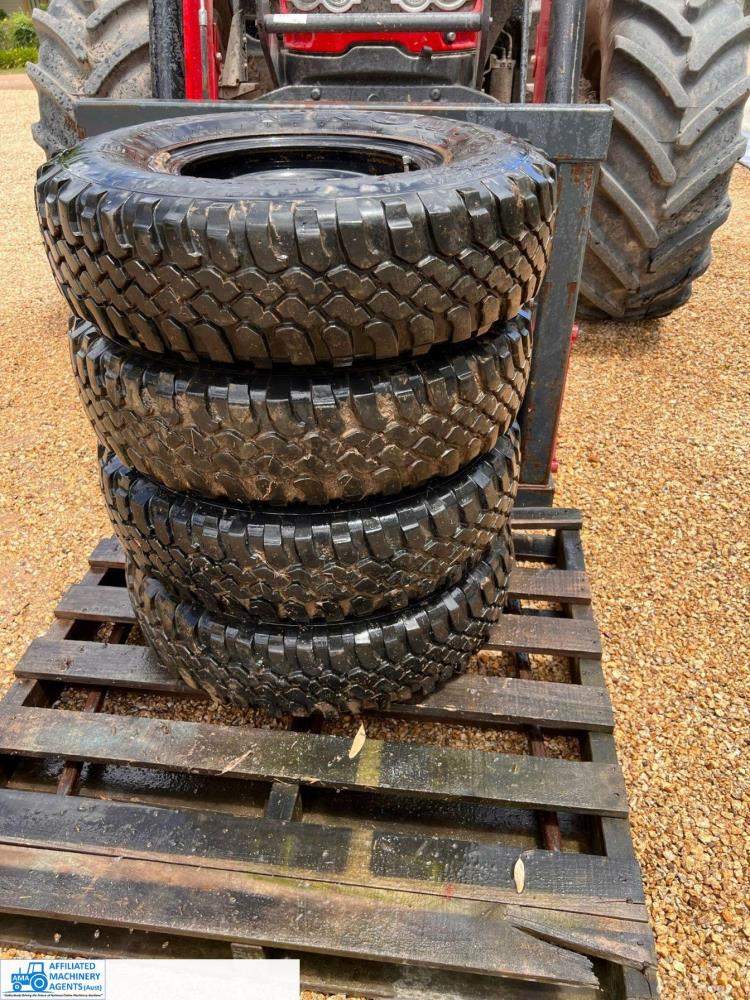 Lot 222 6 Stud Landcruiser Split Rims AuctionsPlus
