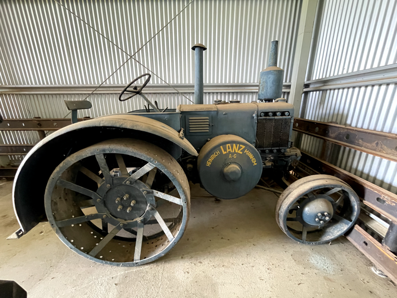Lot 86 LANZ BULLDOG TRACTOR AuctionsPlus