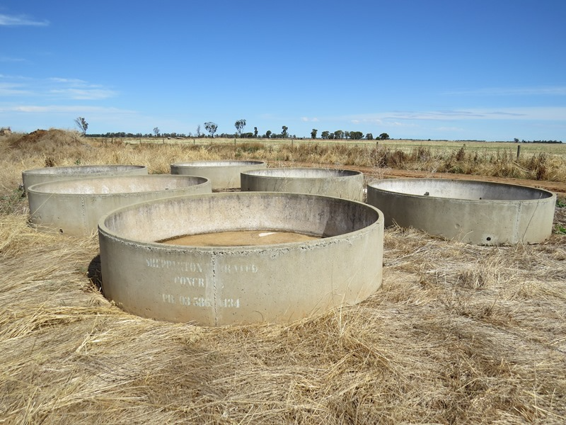Lot 122 6x 3000mm Shepparton Vibrated Concrete water troughs (round