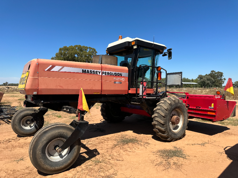 Lot 13 2006 Massey Ferguson 5260 Self Propelled Mower AuctionsPlus