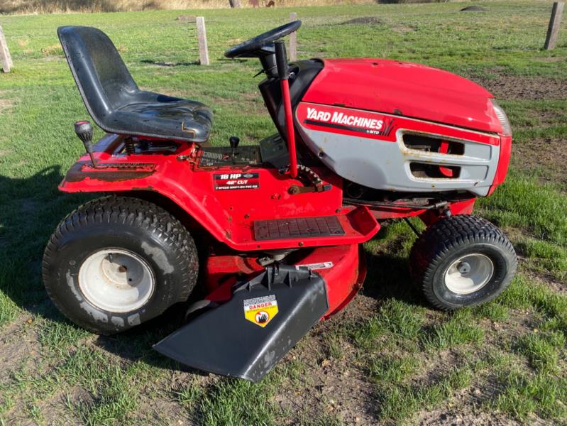 Lot 88 - MTD Ride on lawn mower | AuctionsPlus