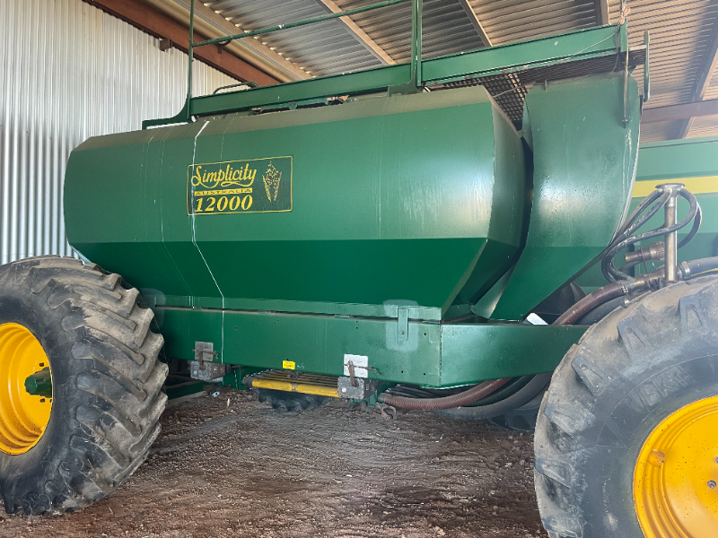 Lot 139 12000l Air Seeder Tank AuctionsPlus