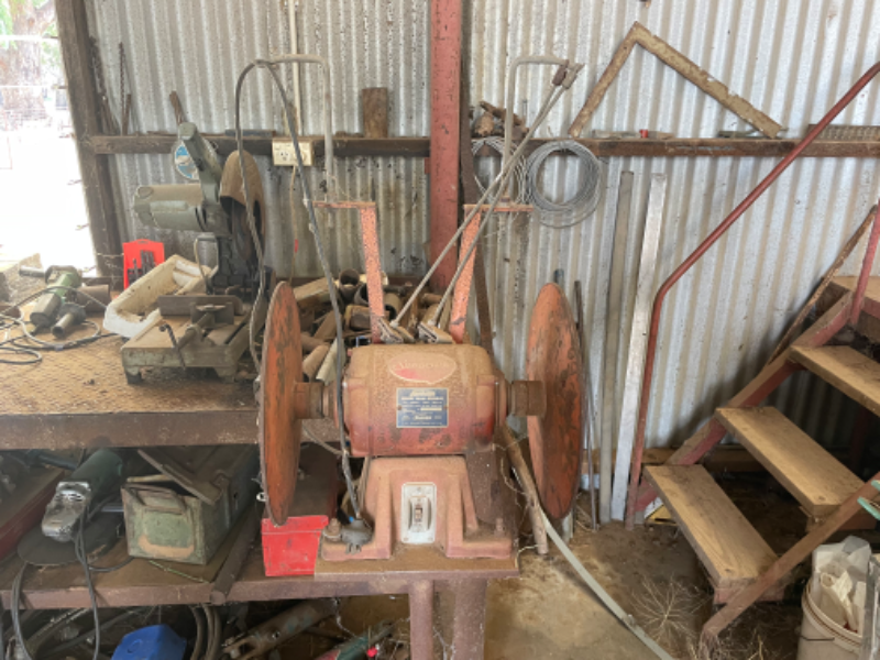 Lot 26 Sunbeam Grinder. AuctionsPlus