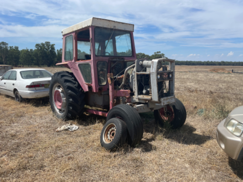 Lot 31 Massey Ferguson Tractor & Hay Forks AuctionsPlus