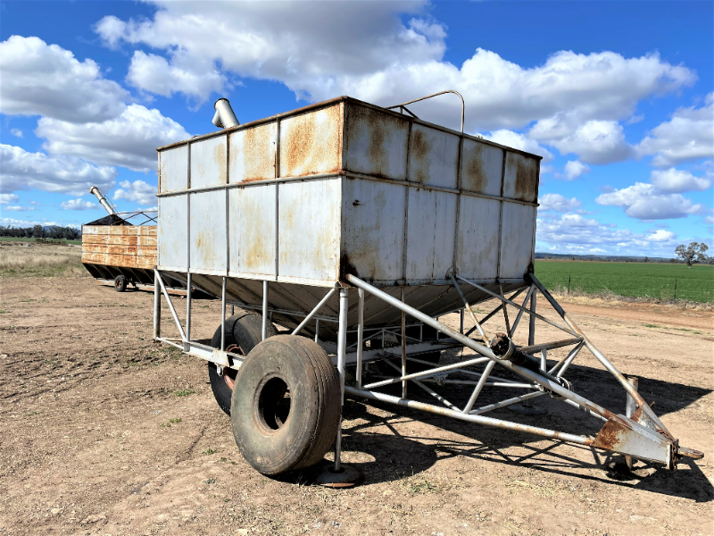 Lot 39 Goddard Field Bin AuctionsPlus
