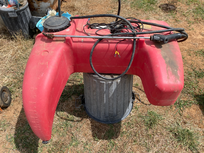 Lot 73 Sivlan motorbike Spray Unit AuctionsPlus