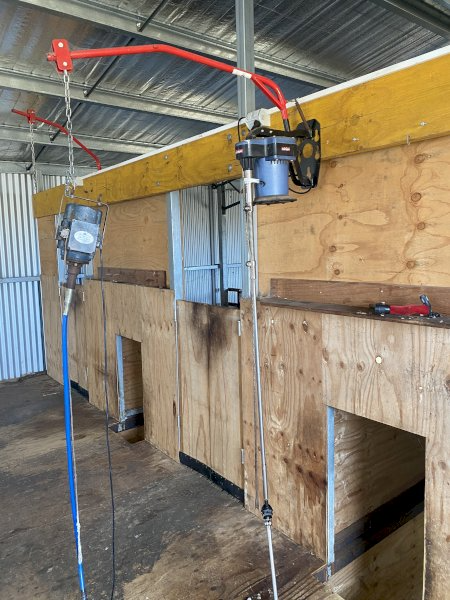 Lot 28 - Various Sheep Equipment | AuctionsPlus