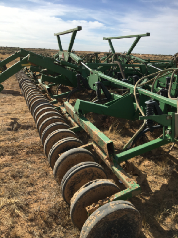 Lot 6 John Deere Air Seeder Bar AuctionsPlus