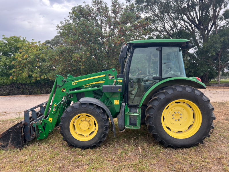 LOT 6 - JOHN DEERE 5090 R TRACTOR | AuctionsPlus