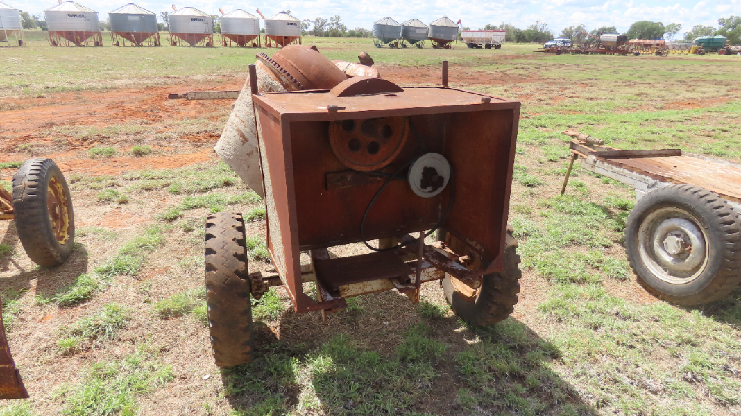 LOT 57 Lightburn Cement mixer AuctionsPlus