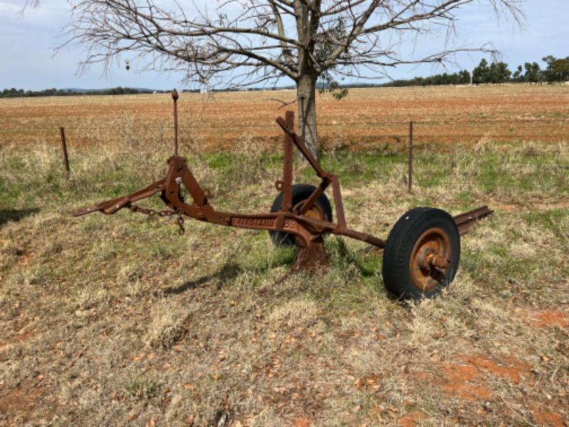 Britstand Single Ripper - Britstand Single Ripper | AuctionsPlus