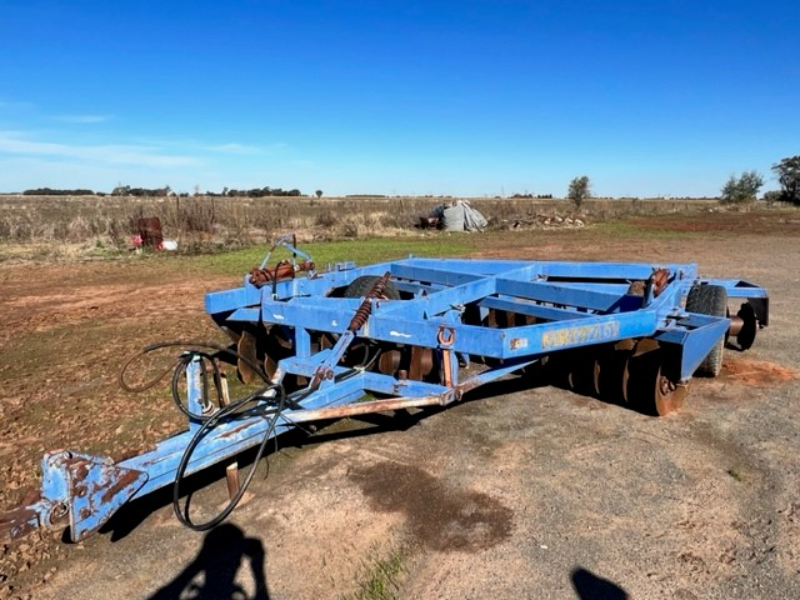 Lot 10 Offset Disc Plough AuctionsPlus