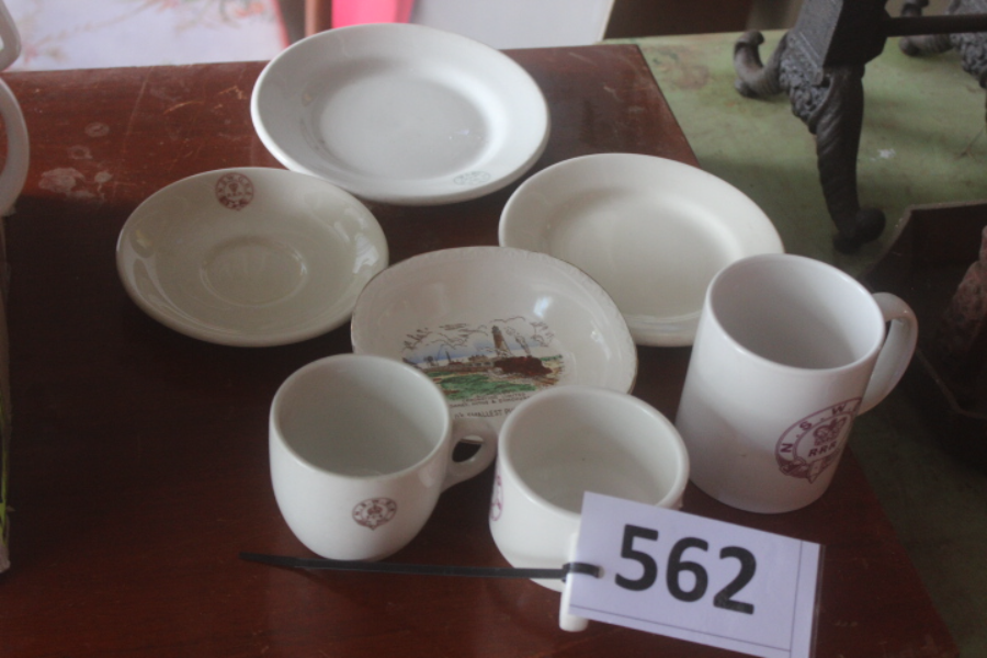 lot-562-vintage-railway-crockery-nsw-gr-auctionsplus