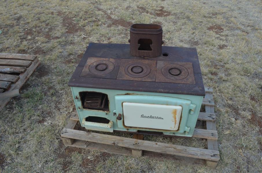 Lot 83 Metters canberra wood stove AuctionsPlus