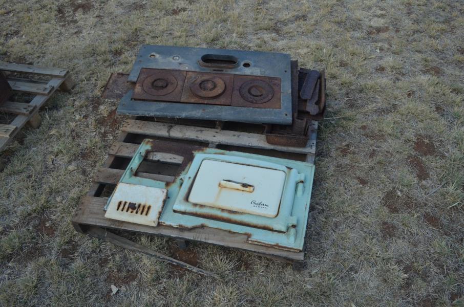 Lot 84 Metters canberra wood stove parts AuctionsPlus