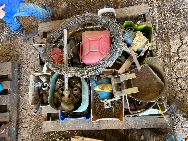 Lot 76 Ratchet Straps, Poly Fittings & Jerry Can AuctionsPlus