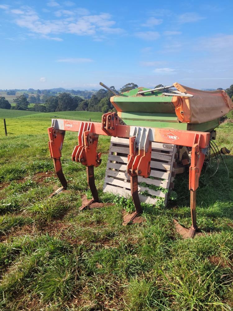 Kuhn Inline Ripper Lot 150 - Kuhn DC300 Inline Deep Ripper | AuctionsPlus