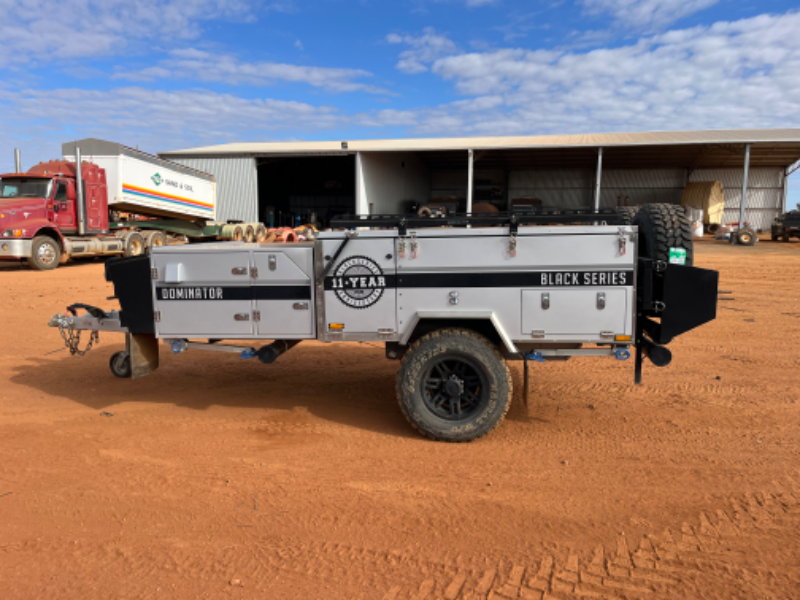 Lot 36 - 2019 Black Series Dominator Camper | AuctionsPlus