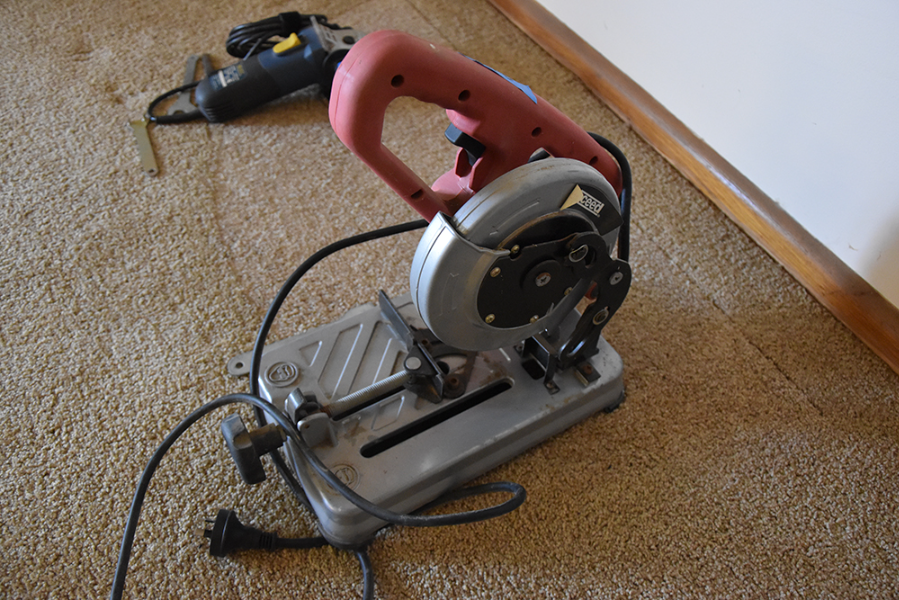 Lot 176 Xceed Drop Saw AuctionsPlus