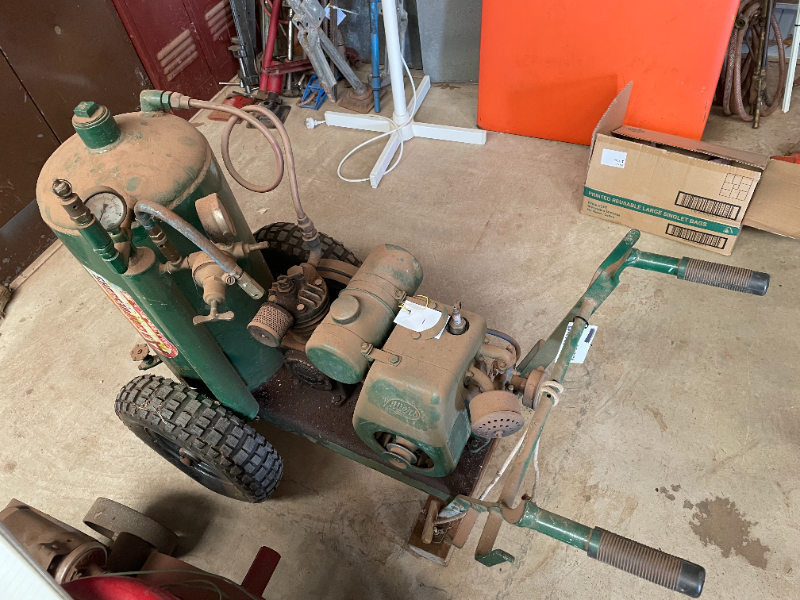 ANTIQUES & COLLECTIBLES ESTATE SALE, WEETHALLE NSW 2669 Auction 576