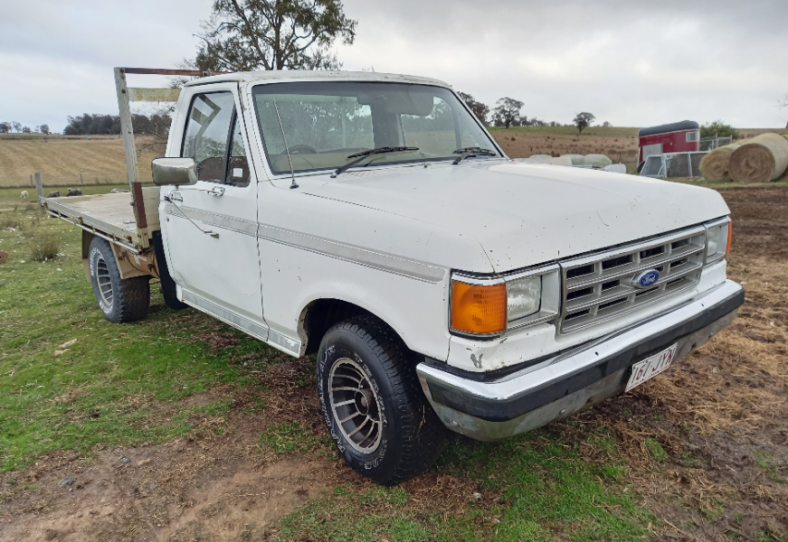 Lot Ford F Ute Tray Back Auctionsplus