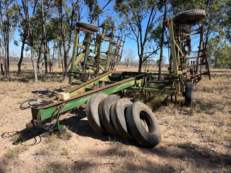 Lot 10 - John Shearer Trash Worker | AuctionsPlus