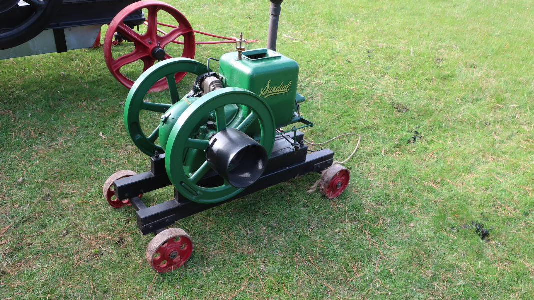 Lot 65 - Sundial Engine | AuctionsPlus